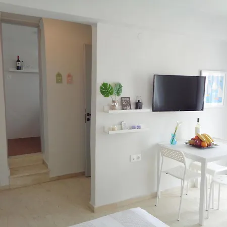 Castle & Sea View Апартаменти *