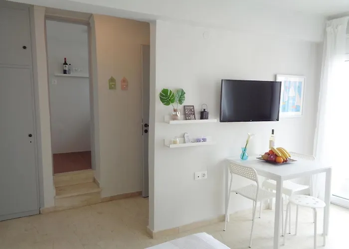 Castle & Sea View Апартаменты *